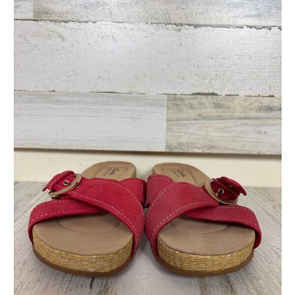 Clarks Women's 8 Reileigh May Cherry Nubuck leather sandal red slip on new - Picture 3 of 7